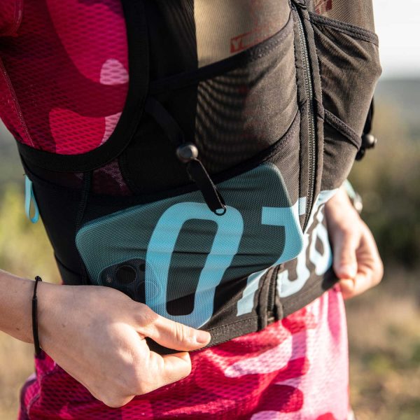 Mochila Trail Running Otso Black & sky blue - Imagen 2